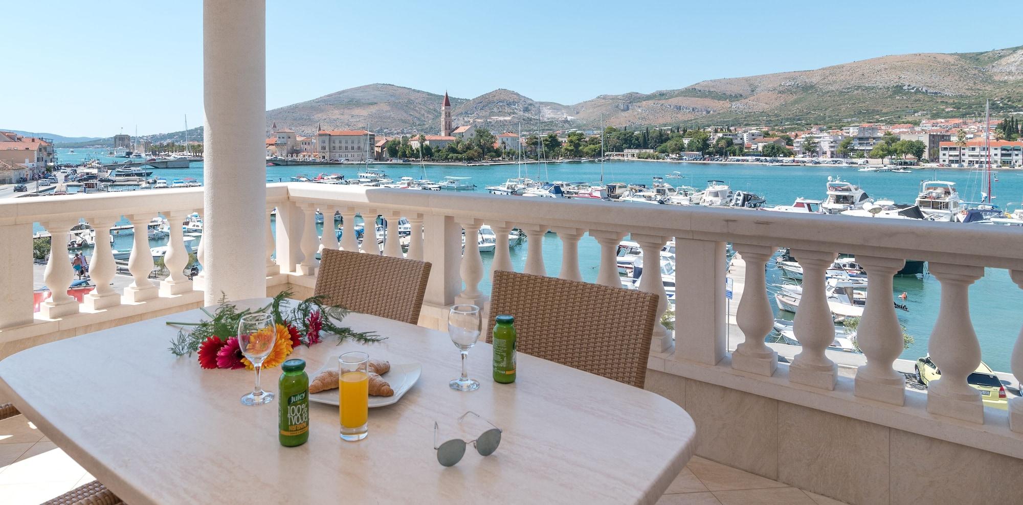 Hotel Trogir Palace Exterior photo