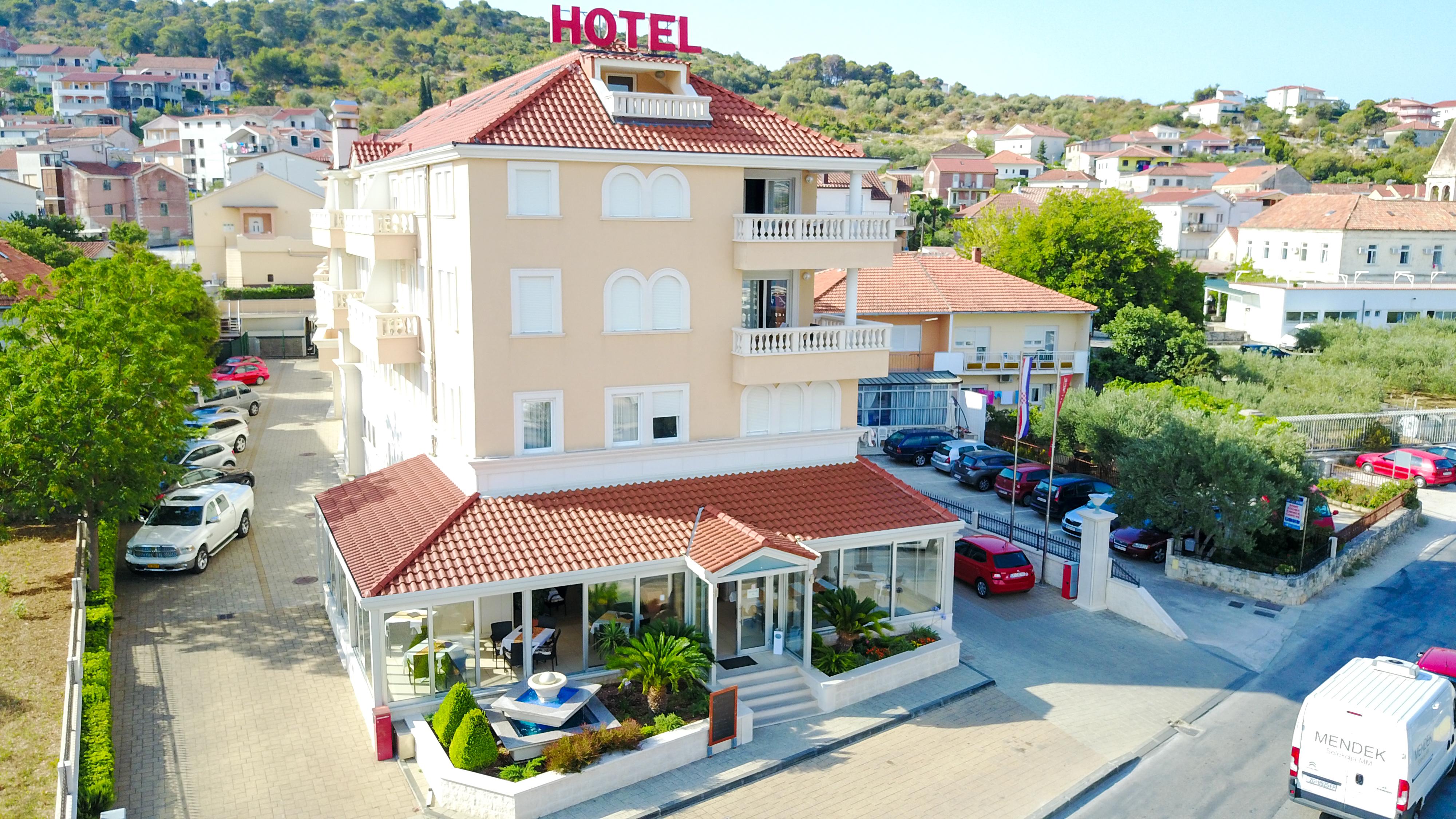 Hotel Trogir Palace Exterior photo