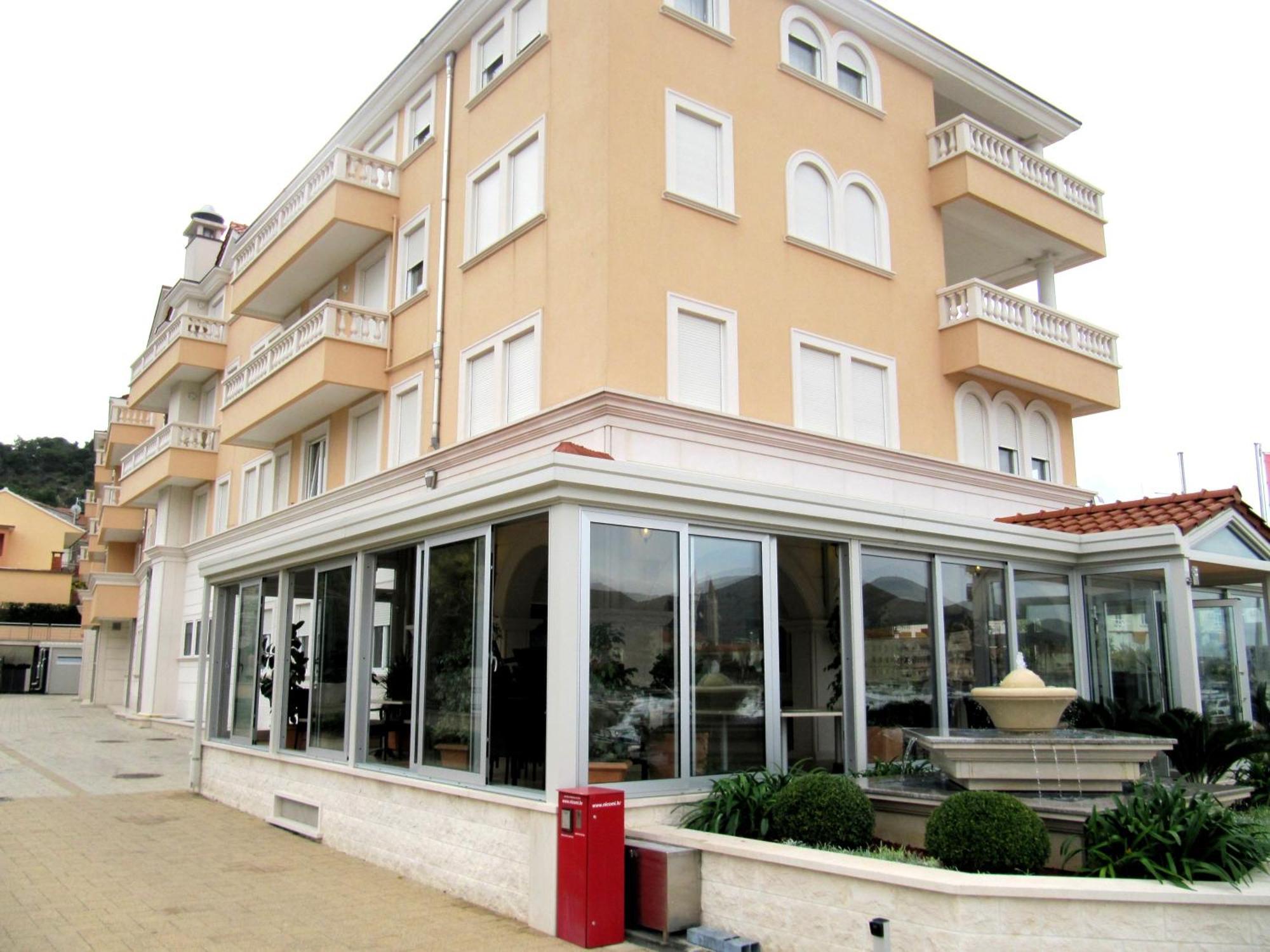 Hotel Trogir Palace Exterior photo