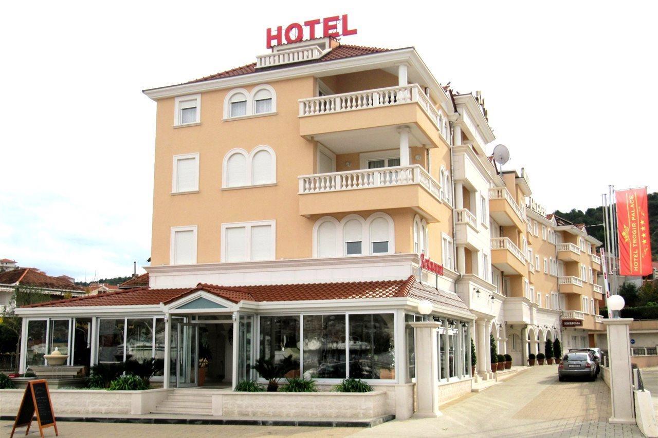 Hotel Trogir Palace Exterior photo