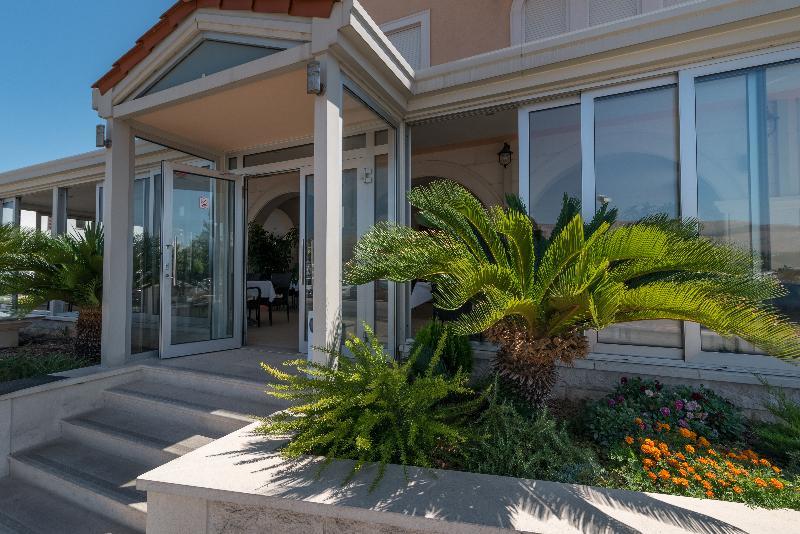 Hotel Trogir Palace Exterior photo