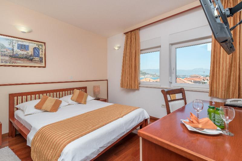 Hotel Trogir Palace Exterior photo